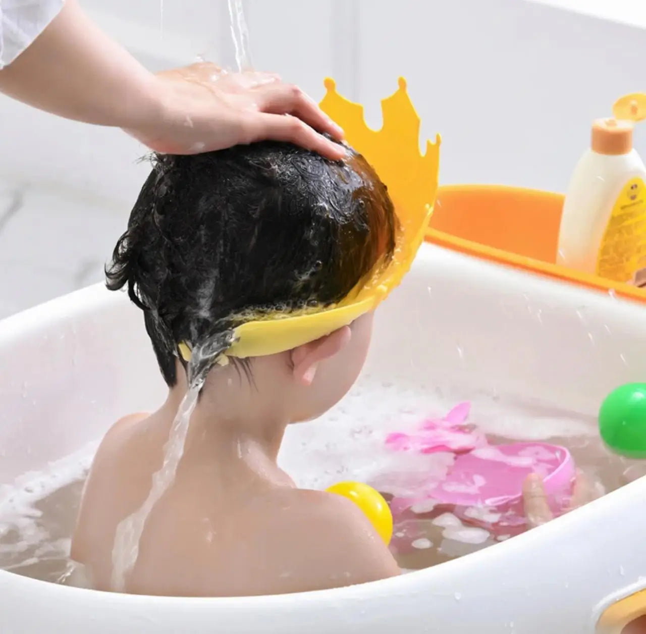 Gorro Visera Corona para Baño de Bebés – Protege a tu Bebé del Agua y el Jabón 👶🛁